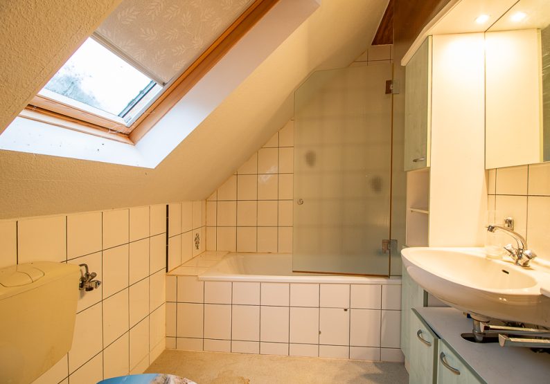 Obergeschoss: Badezimmer