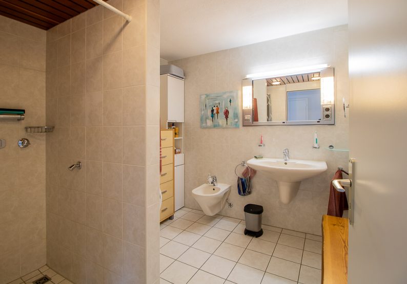 Badezimmer (Erdgeschoss)