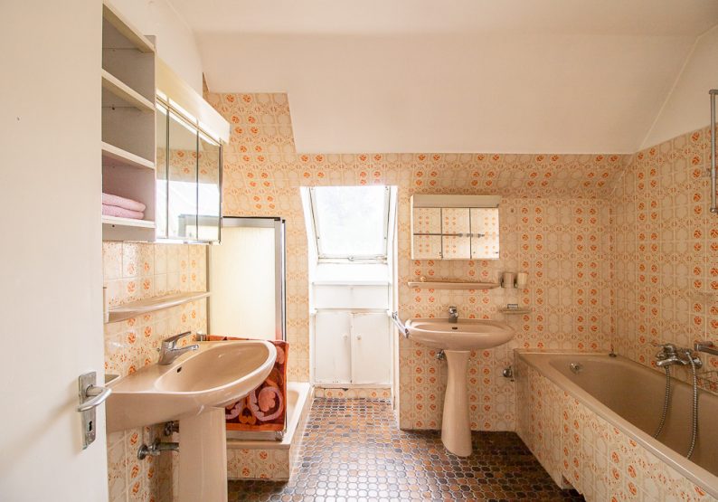 Obergeschoss: Badezimmer